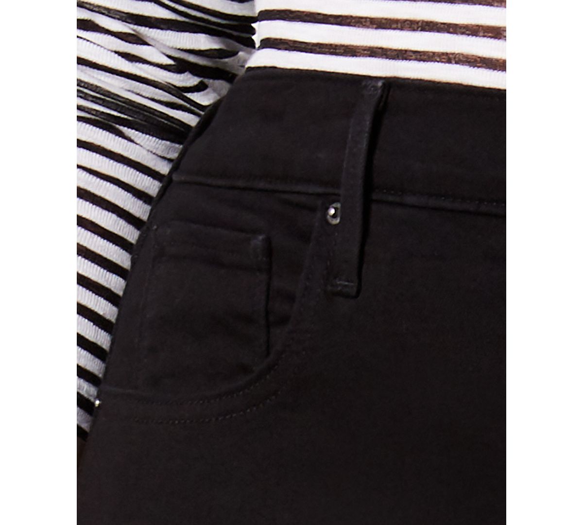 Levi's® Trendy Plus Size 721 High-Rise Skinny Jeans view 4 — MAYCSS fashion products
