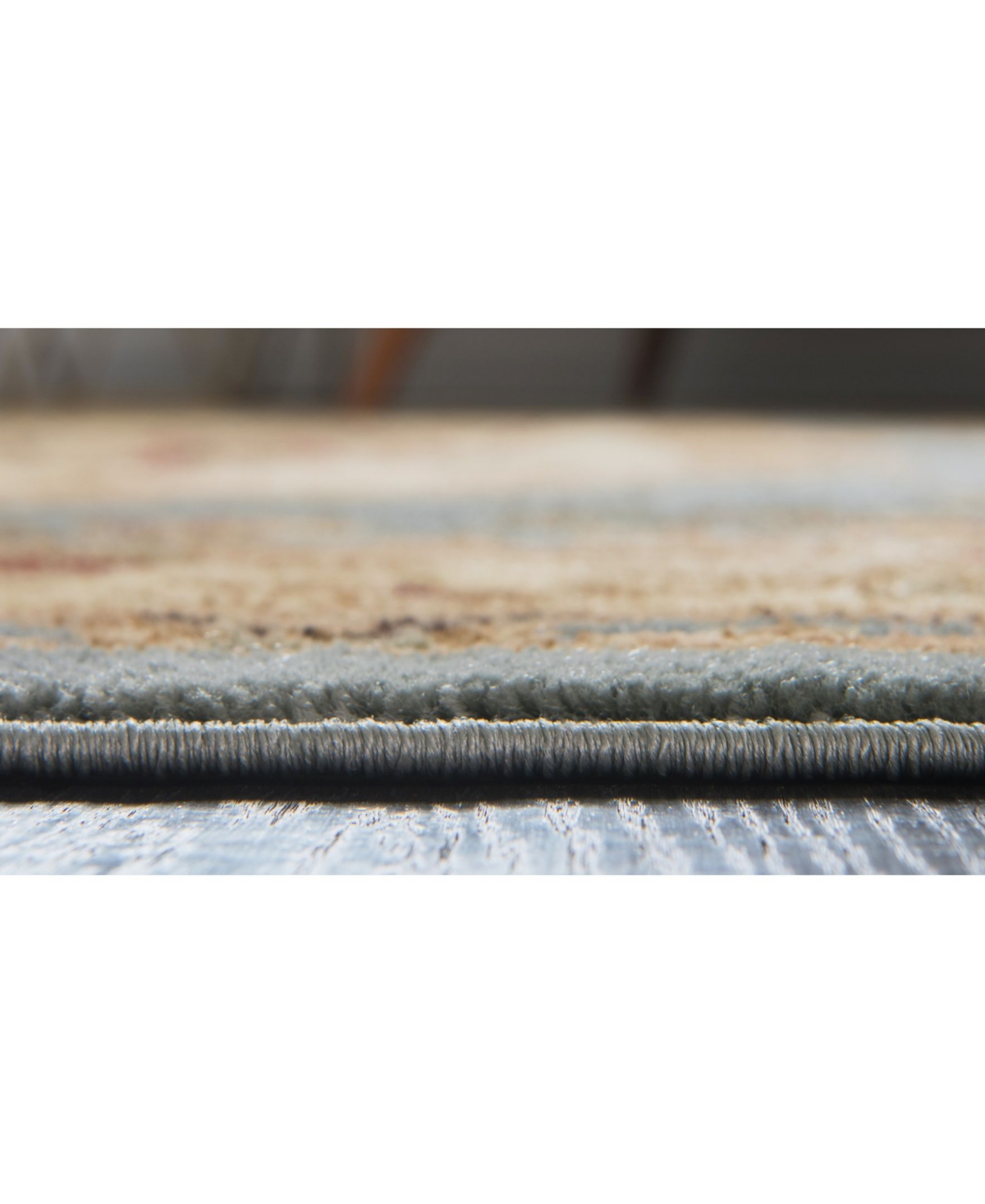 Bayshore Home Belvoir Blv3 7' x 10' Area Rug