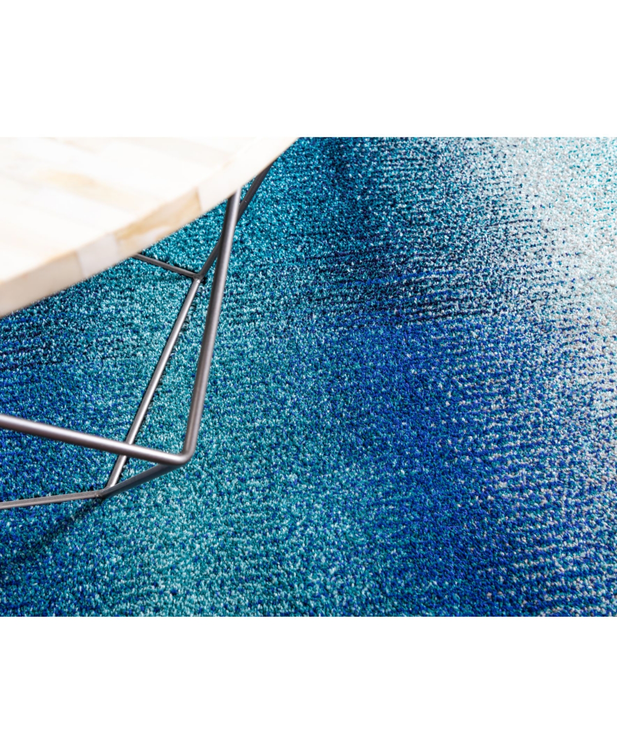 Bayshore Home Newwolf New110' Area Rug - Blue