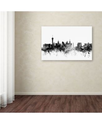 Michael Tompsett 'Las Vegas Nevada Skyline B&W' Canvas Art - 22" x 32"