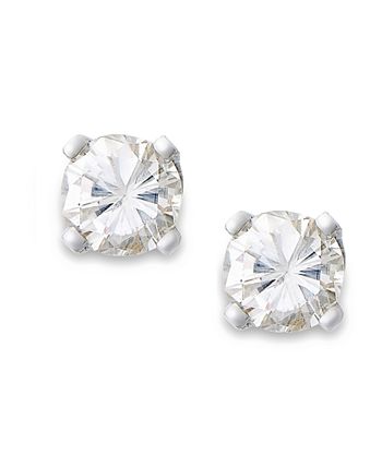 Macy's - Round-Cut Diamond Earrings in 10k Gold (1/6 ct. t.w.)