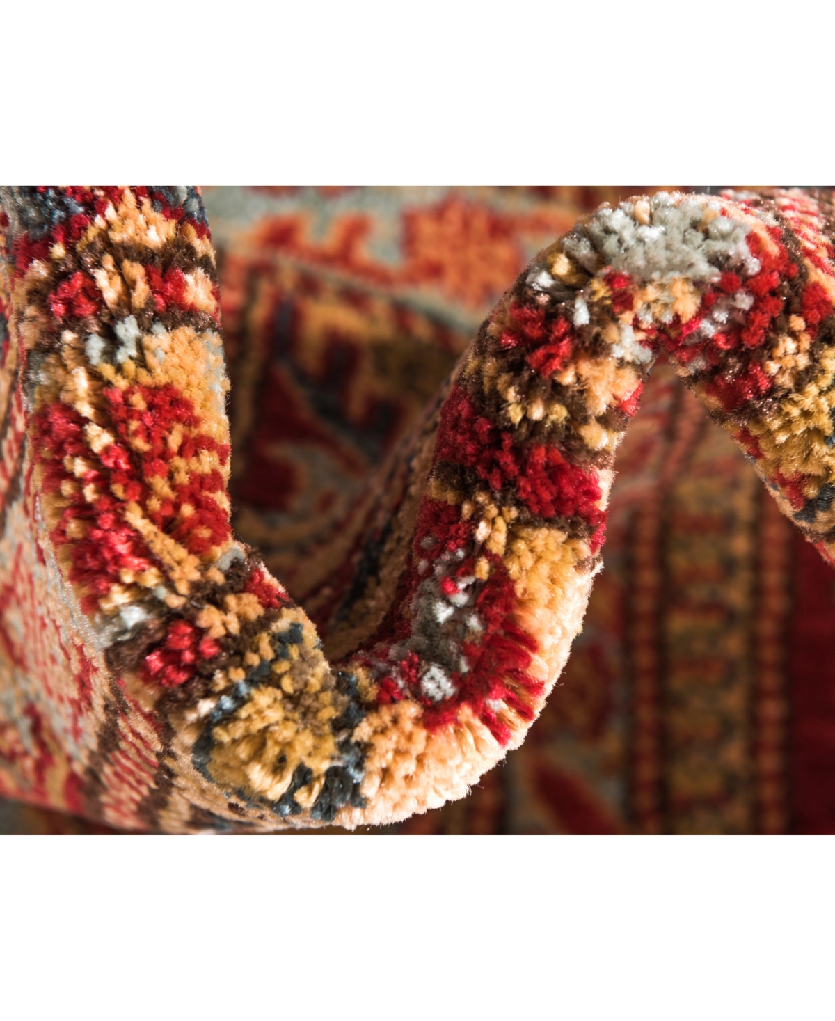 Bayshore Home Harik Har5Area Rug - Red