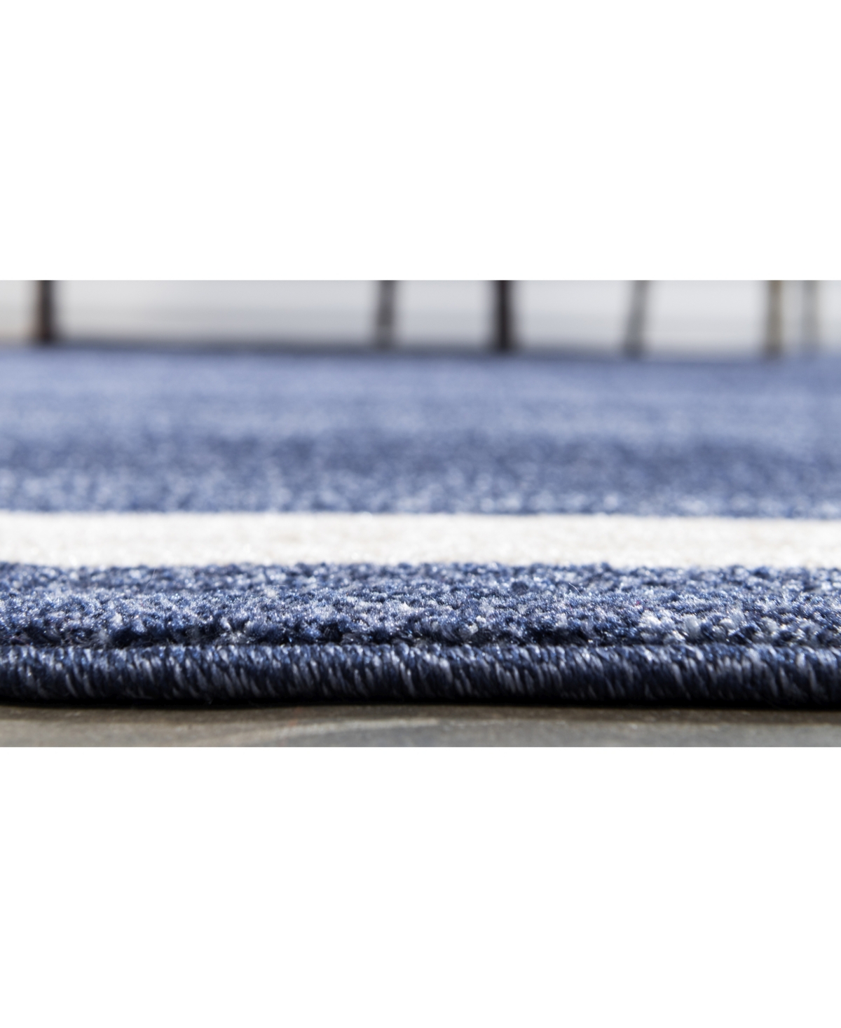 Bayshore Home Lyon Lyo5 Area Rug