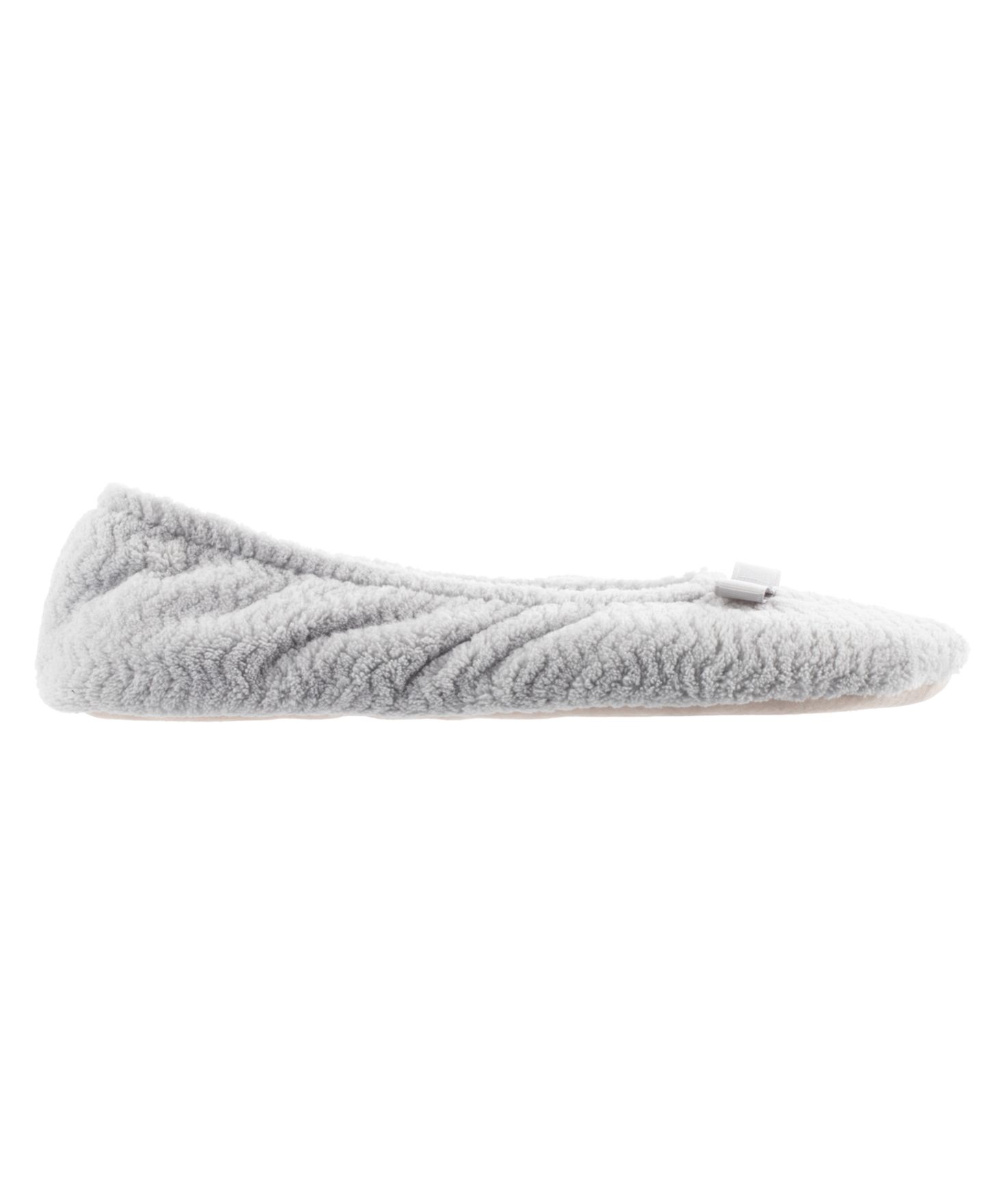 Женские тапочки Isotoner Signature Chevron Micro Terry Ballerina Slipper, цвет: Светлый серый — фото 2