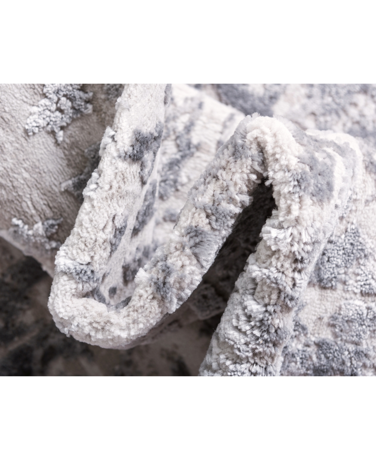 Closeout! Bayshore Home Aitana Ait1 Area Rug