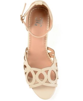 Journee Collection Women's Ashby Heels