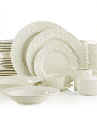 Mikasa - English Countryside Dinnerware Set