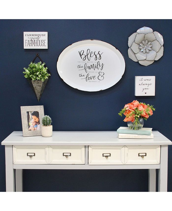 Stratton Home Décor Stratton Home Decor Grey Metal Flower Wall Decor