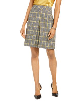 Kasper Women's Plaid Slim Fit Skirt - Classic Tailored Style - View #2