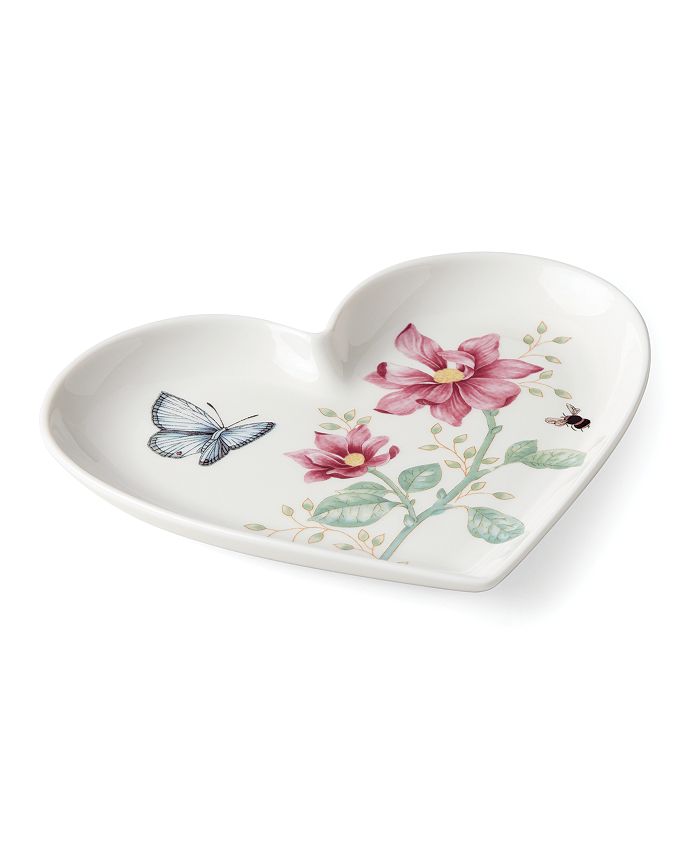 Lenox top heart dish
