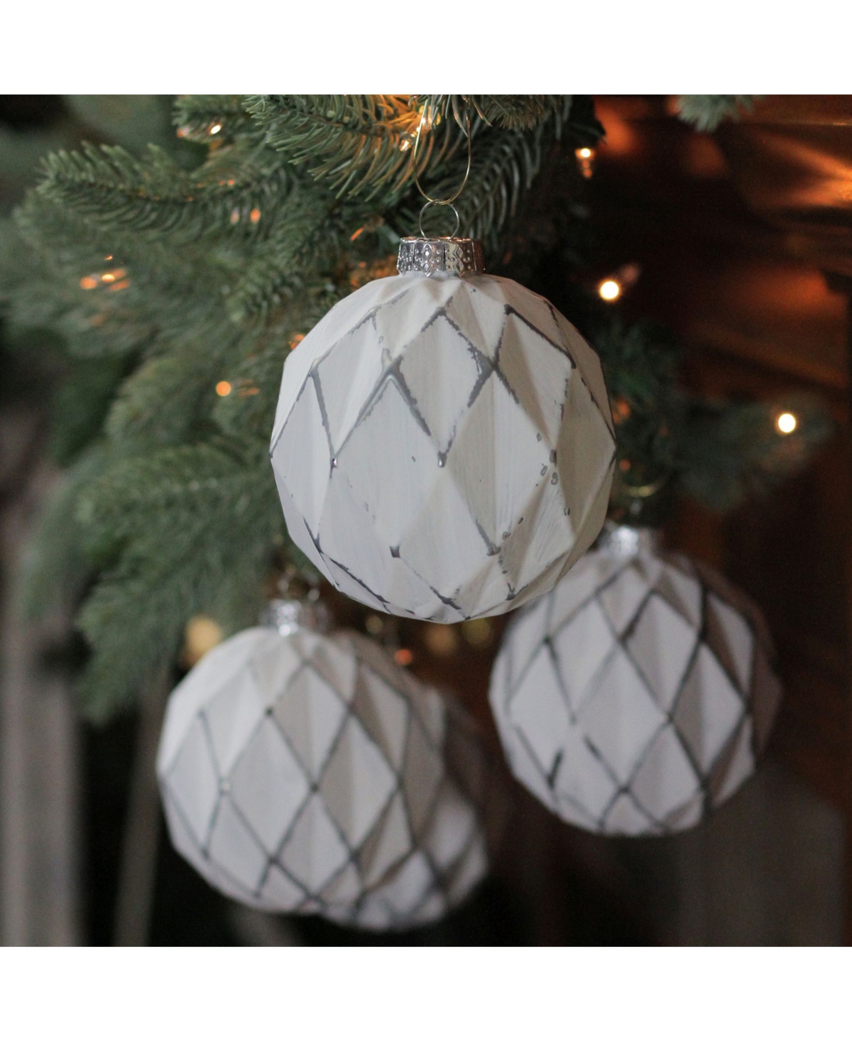 Northlight 4ctand Gray Diamond Pattern Christmas Glass Ball Ornaments 4