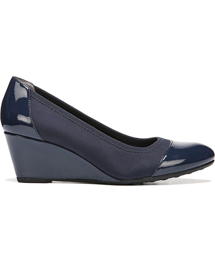 lifestride juliana stretch wedge heel