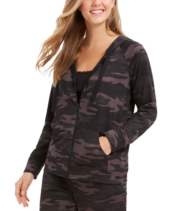 Camo print hoodie women's clearance