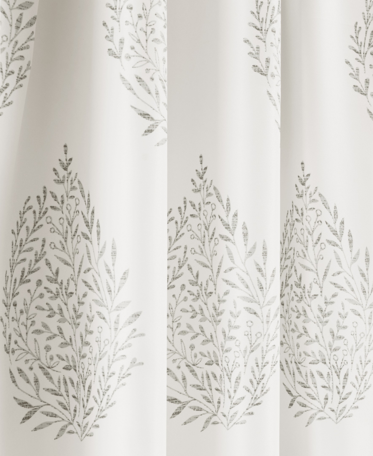 Teardrop Leaf 52" x 95" Curtain Set