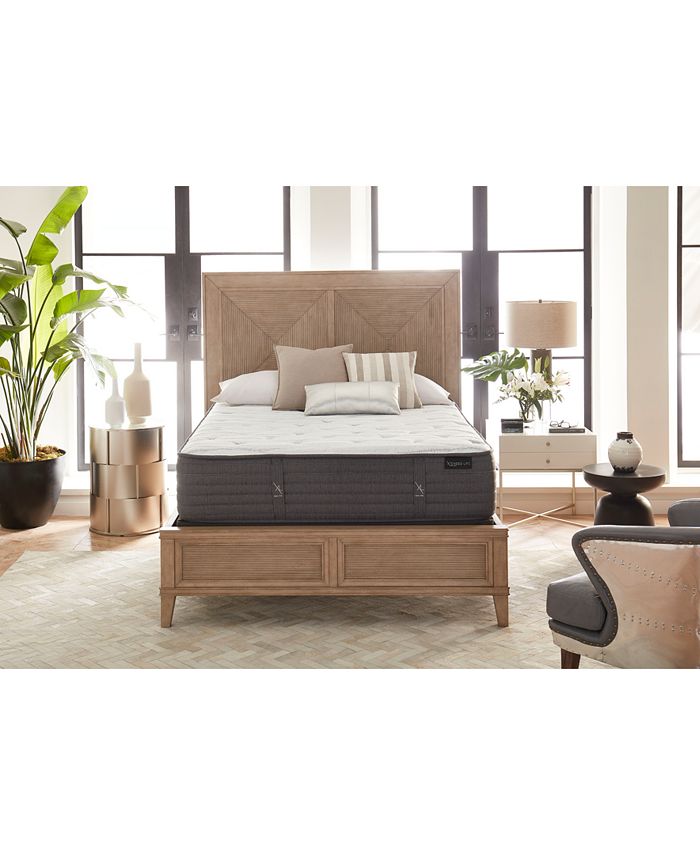 King Koil Xtended Life Grayson 14" Firm Mattress Set California King