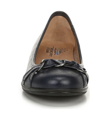 lifestride memory foam flats