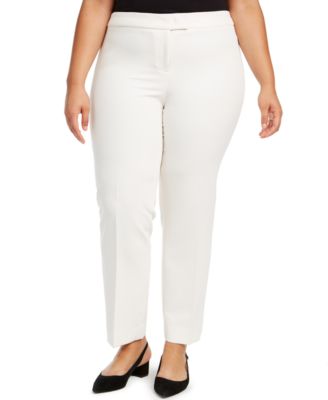 white pants size 18