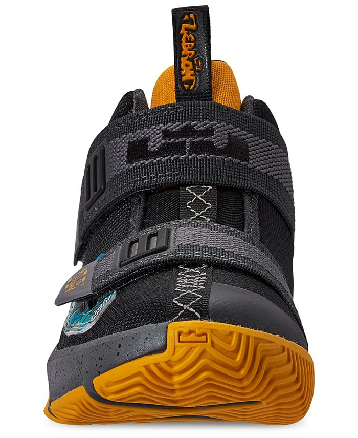 boys lebron soldier 13