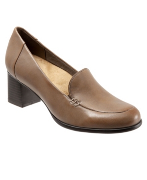 image of Trotters Quincy Slip On Heel Pumps Women-s Shoes