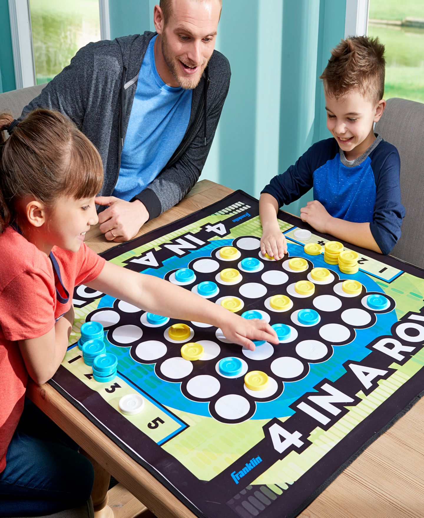 Детская настольная игра Franklin Sports Checkers and Four-in-a-Row Double-Sided 2-Player Board Game, от 6 лет — фото 5