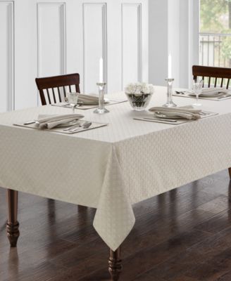 Waterford - Ember 70" x 144" Tablecloth