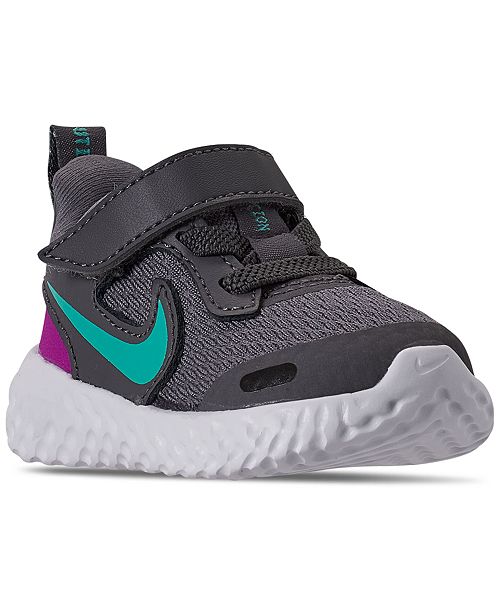 Nike Toddler Girls Revolution 5 Stay Put Closure Running Sneakers