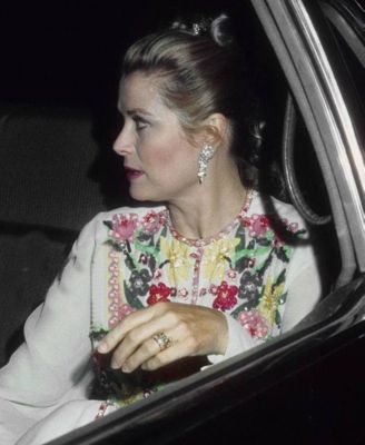 Grace Kelly Collection 18k Gold Plated Claddagh Ring