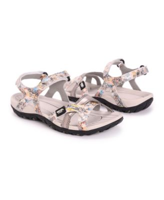 muk luks ophelia sandals