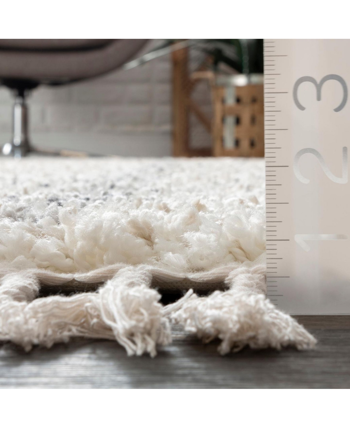 nuLoom Ellis Selah DiamondArea Rug - Beige
