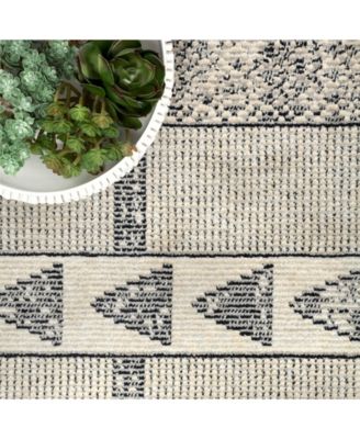Fantasy Contemporary Ismay Gray Area Rug