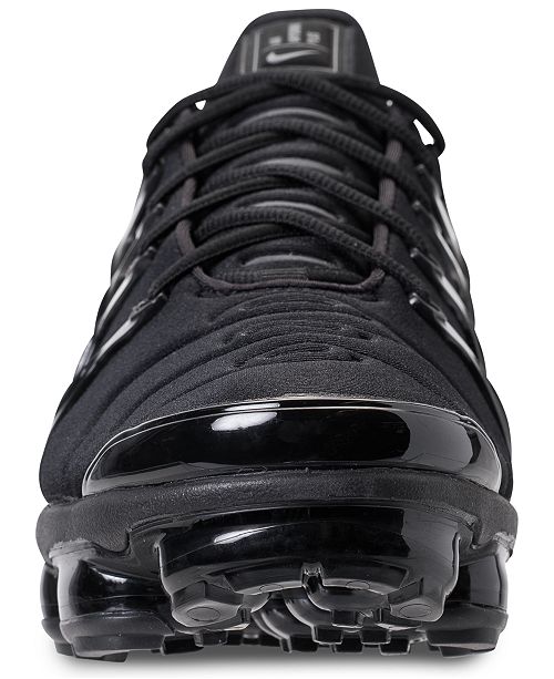 macys vapormax plus