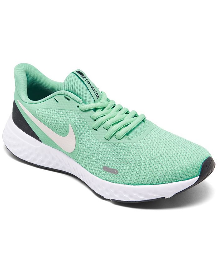 Nike women's running shoes macy's clearance