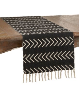 Chevron Runner
