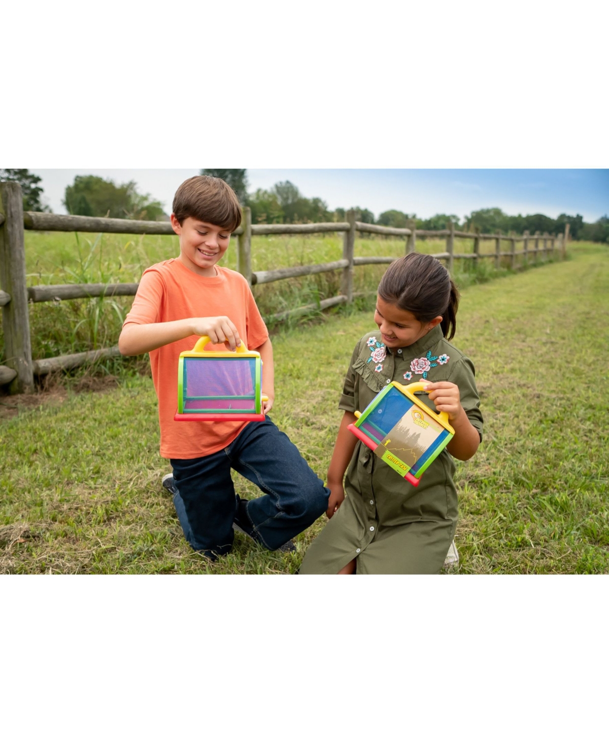 Toysmith Outdoor Discovery Backyard Exploration Critter Case In Multi