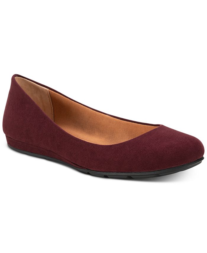 Macy's women's outlet shoes flats
