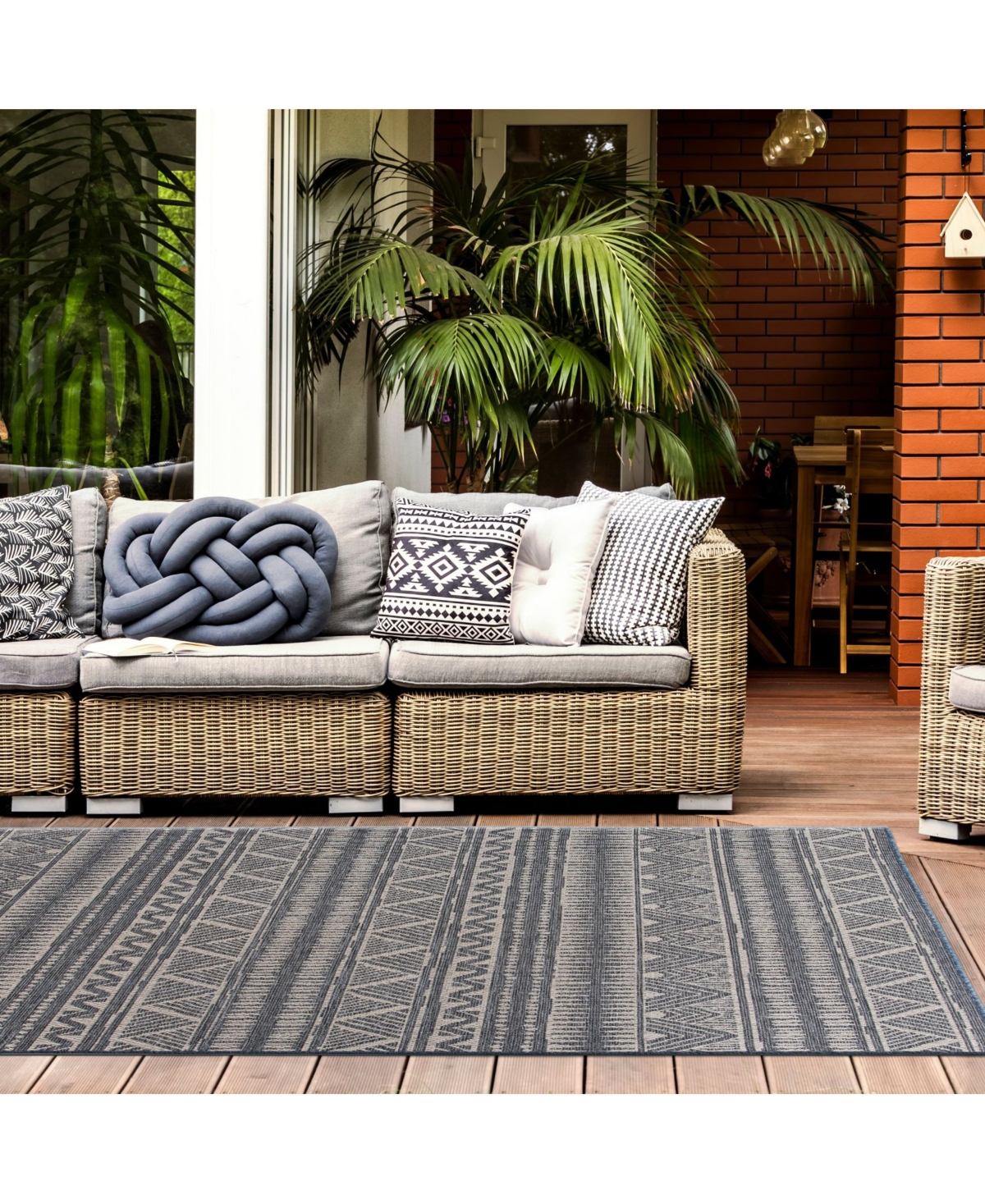 Main Street Rugs Nassau 404Outdoor Area Rug - Blue