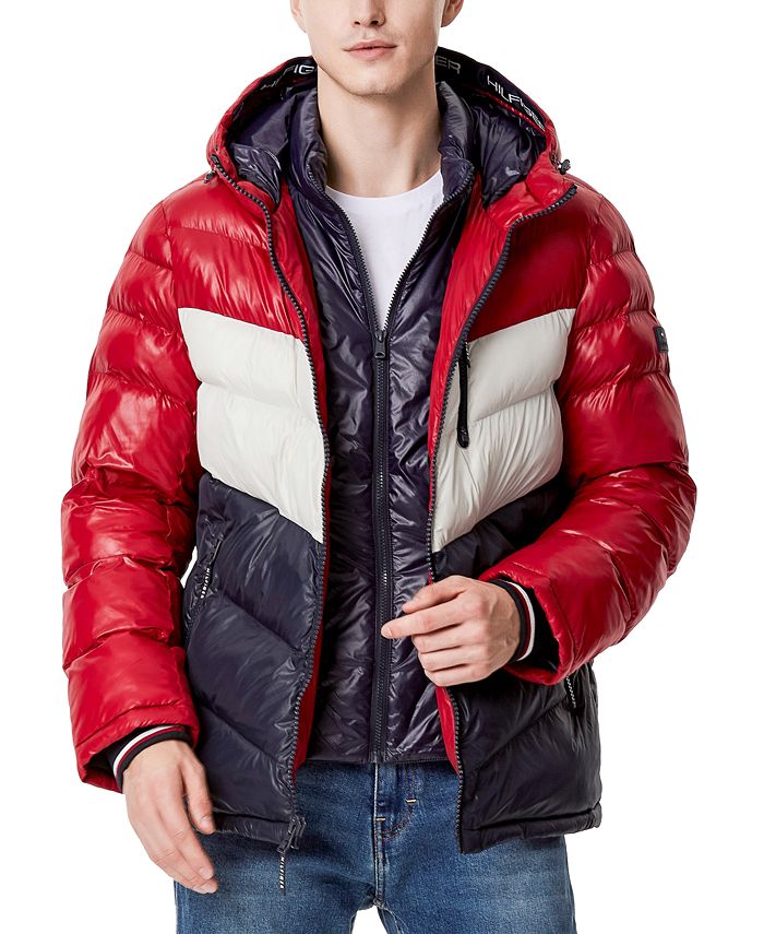 Genbruge Fascinate drivende Tommy Hilfiger Men's Chevron Hooded Puffer Jacket with Attached Bib &  Reviews - Coats & Jackets - Men - Macy's