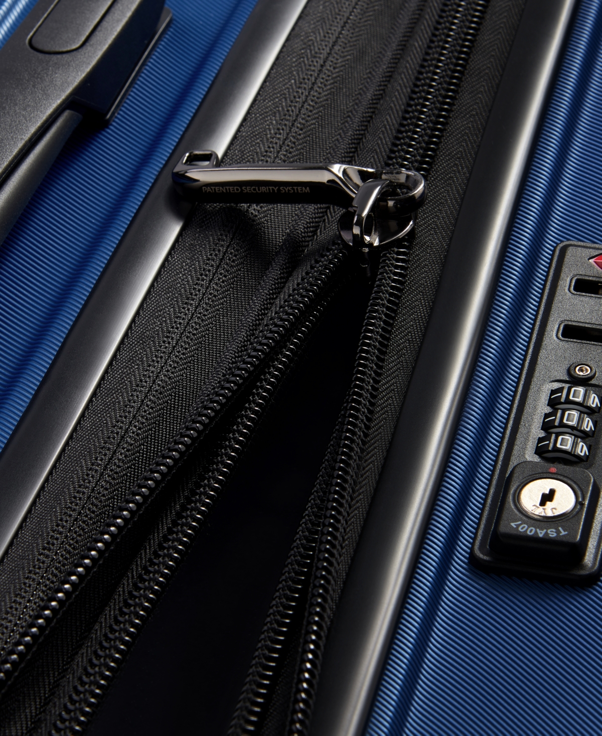 Delsey Shadow 5.0 Expandable 24
