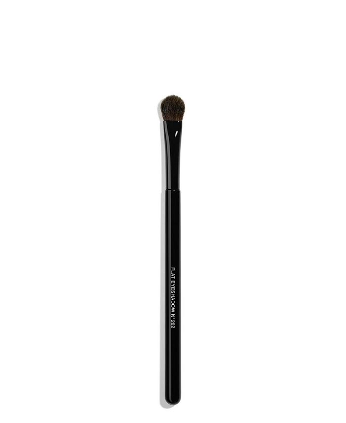 CHANEL Flat Eyeshadow Brush N°202 - Macy's