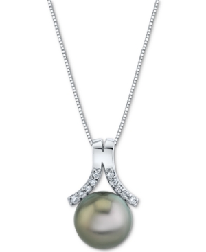 image of Cultured Tahitian Pearl (10mm) & Diamond (1/6 ct. t.w.) 18