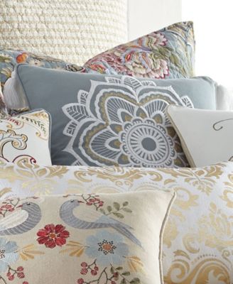 Angelica Spring Medallion Tassel Decorative Pillow, 18" x 18"