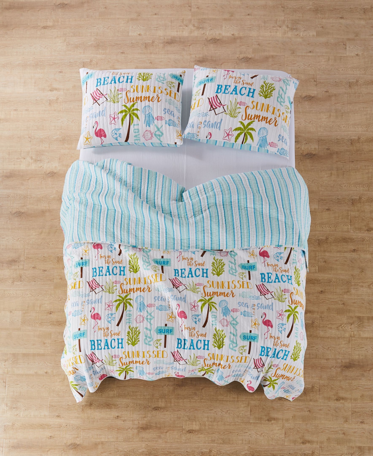 Homthreads Beach Days Quilt Set