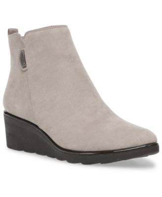 naturalizer landry booties