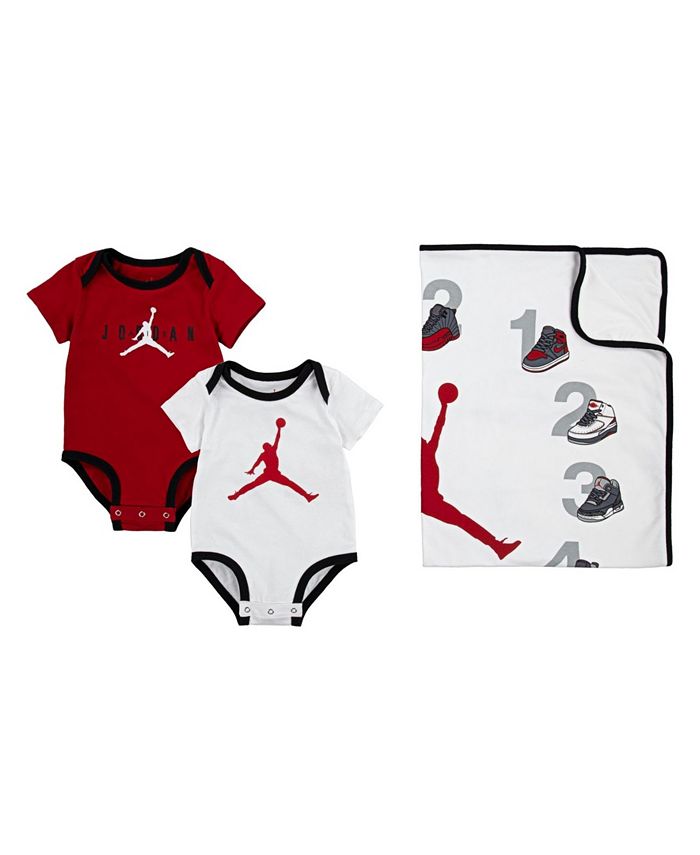 Memo let mekanisk Jordan Baby Boys Bodysuit and Blanket Milestone Set & Reviews - Sets &  Outfits - Kids - Macy's