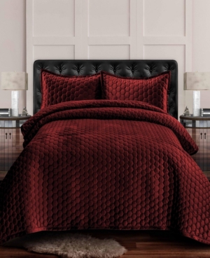 Shop Tribeca Living Lugano Honeycomb Velvet Oversized Solid 3 Piece Quilt Set, Queen In Dark Red