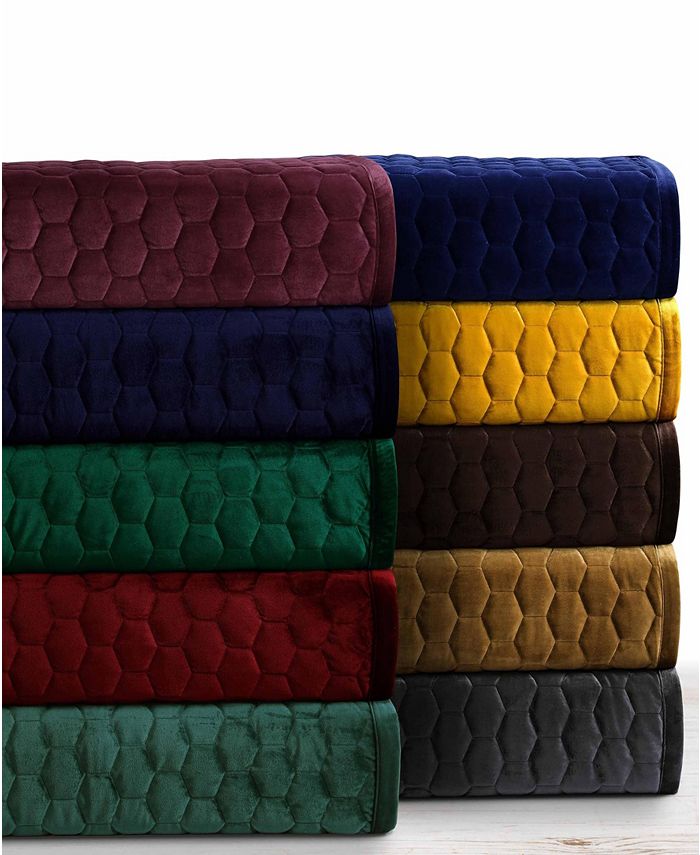 Tribeca Living Lugano Velvet Oversized Solid 3 Piece Quilt