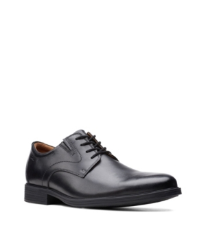 image of Clarks Men-s Whiddon Vibe Oxfords Men-s Shoes