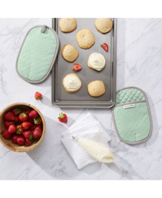 Asteroid 2-Pc. Pot Holder Set 