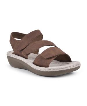 Cliffs by White Mountain Women's Calibre Wedge Comfort Sandals Women's Shoes