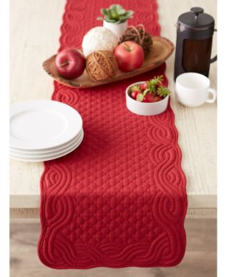 Quilted Farmhouse Table Runner